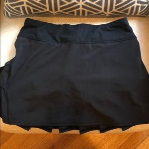 Lululemon tennis / running skirt